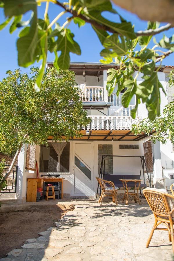 Apartments By The Sea Milna, Vis - 8895 Rukavac  Kültér fotó