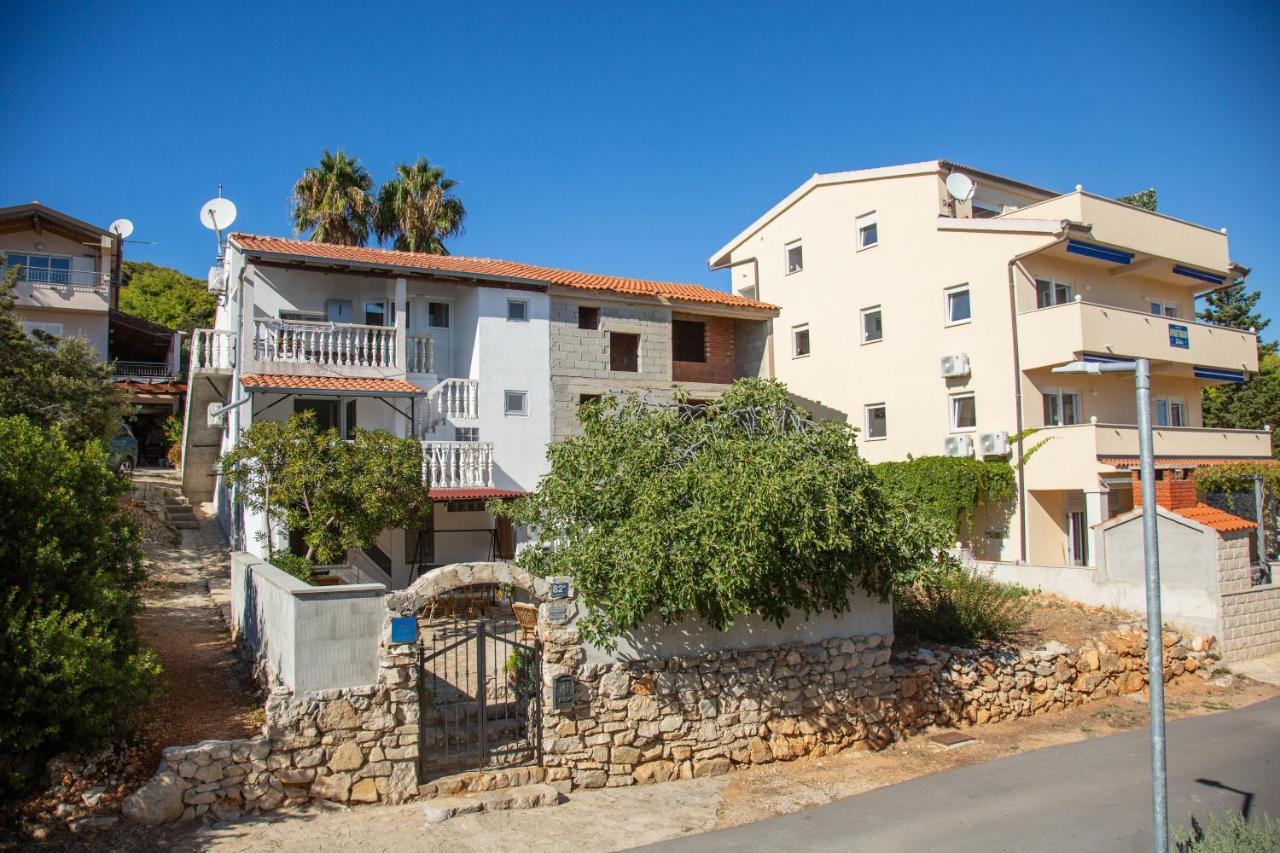 Apartments By The Sea Milna, Vis - 8895 Rukavac  Kültér fotó